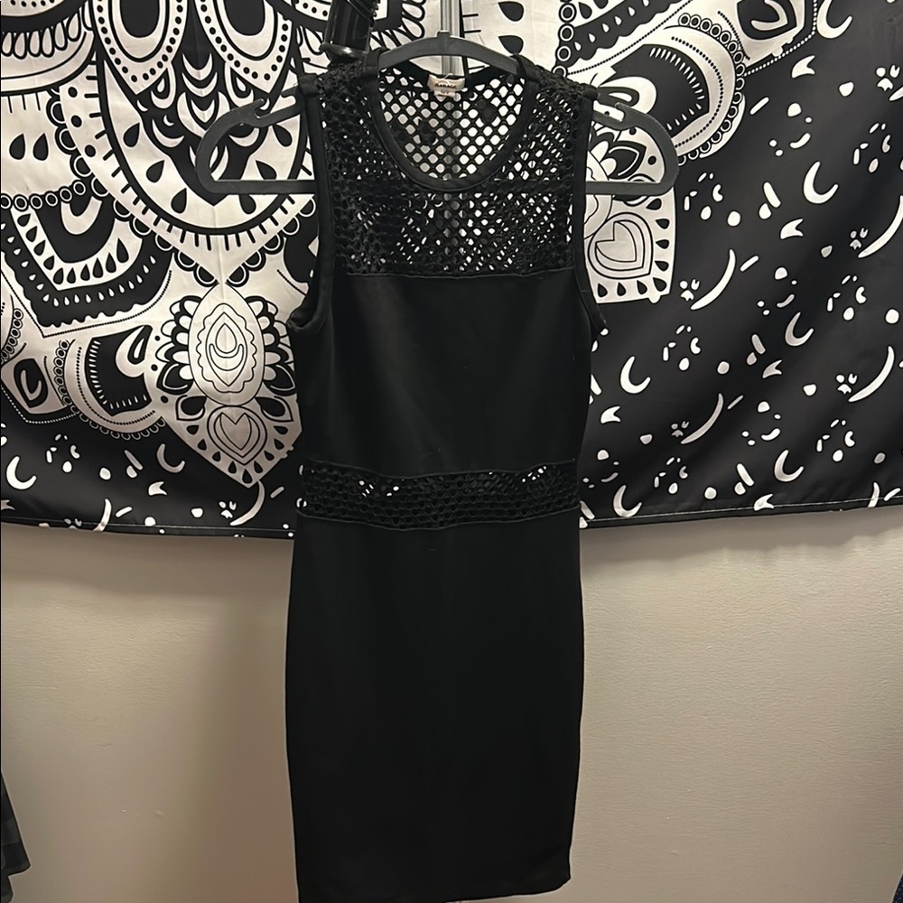 Elegant Black Sleeveless Dress